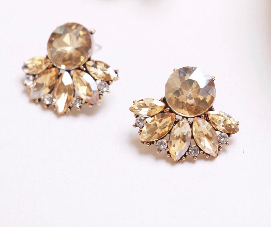 RobThel - Gold stud earrings